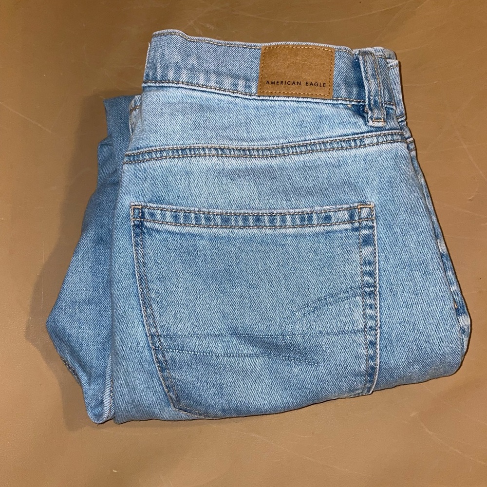 Basically Brand New American Eagle Outfitters Lig… - image 5